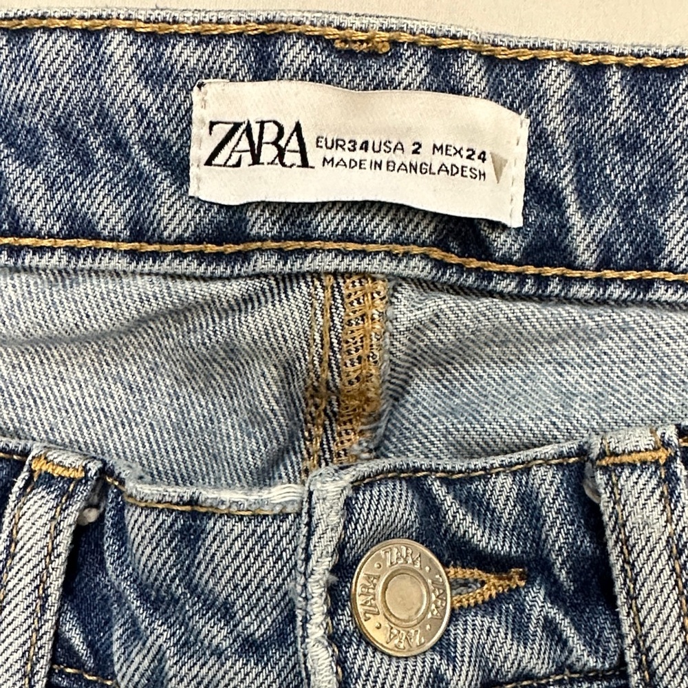 Classic Blue Denim Women's Shorts - Picture 3 of 4